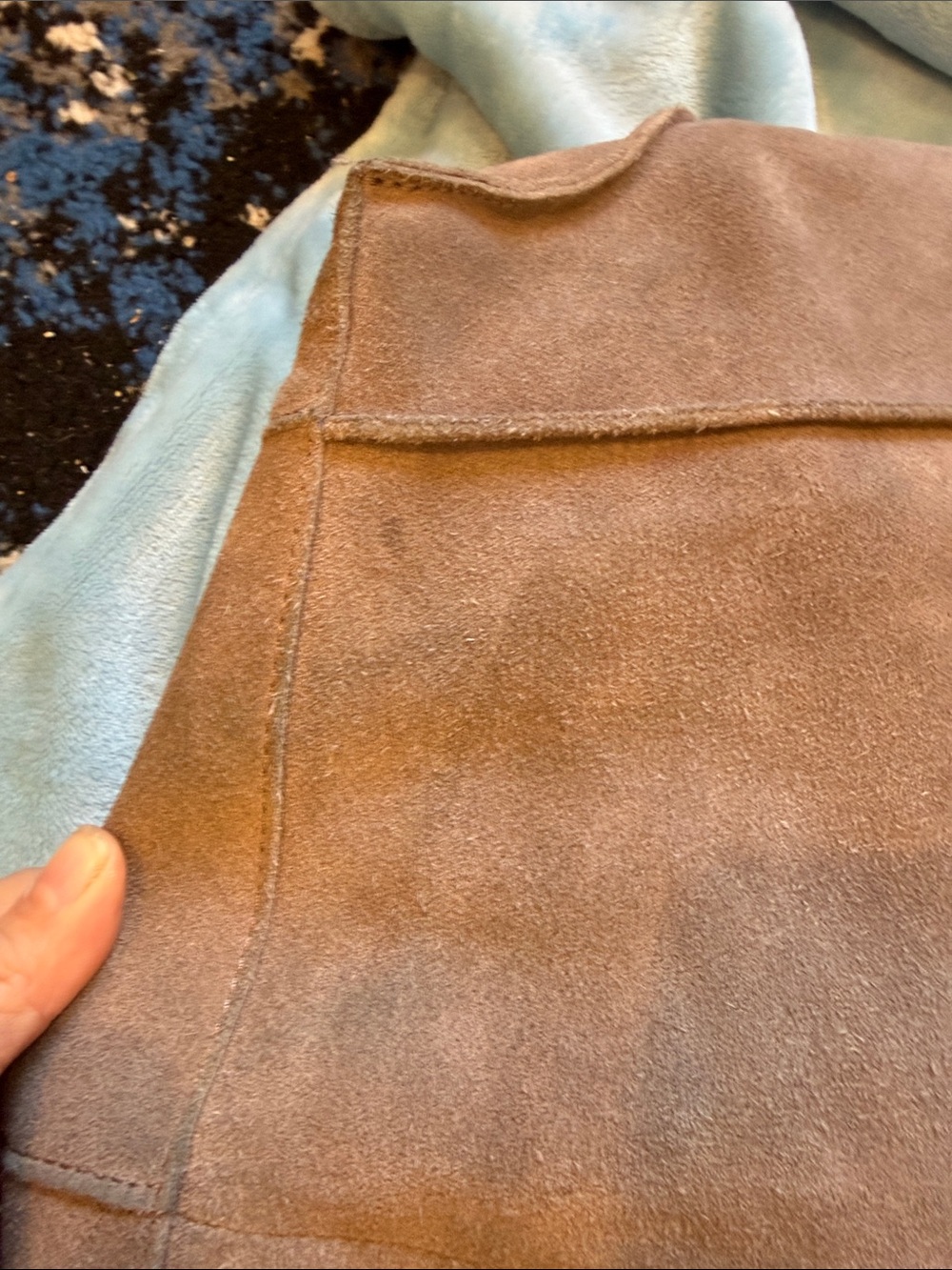 The Sak Los Feliz Slouchy Large Hobo Tote Bag in Mushroom Taupe Suede Leather - Picture 11 of 16